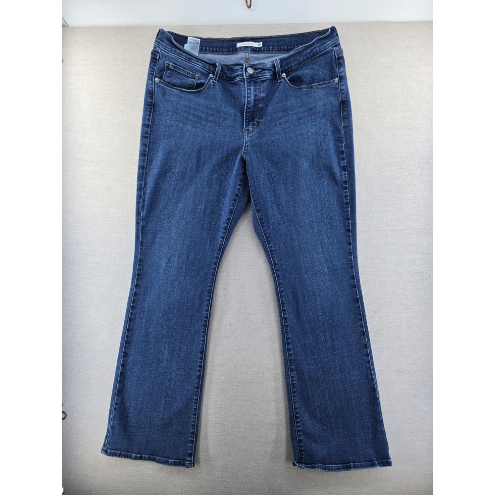 Levi's Classic Bootcut Jeans Women's Size 14 Medium Wash Stretch Denim
